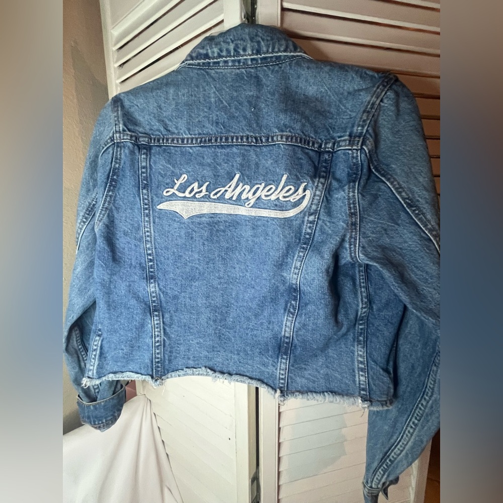 INDIE BLEU Women's Distressed Denim Jacket with LA on back